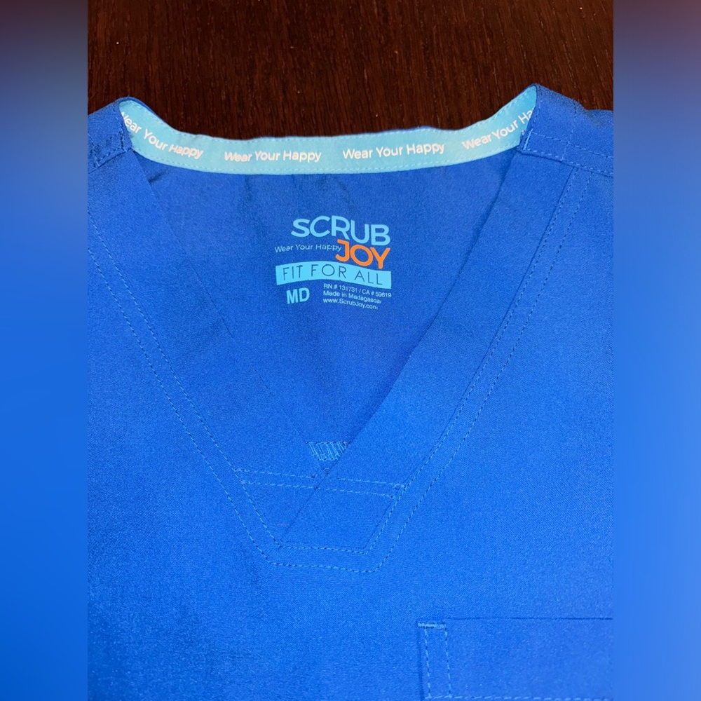 SCRUB JOY Men’s MEDIUM Scrub tops